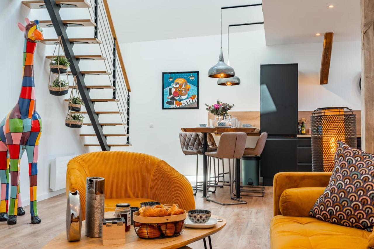 Loft Cosy Et Atypique Apartamento Sévrier Exterior foto